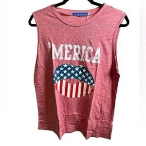 NWT Women’s Red Tank ‘Merica Graphic Patriotic Red White Blue Lips - Size Large